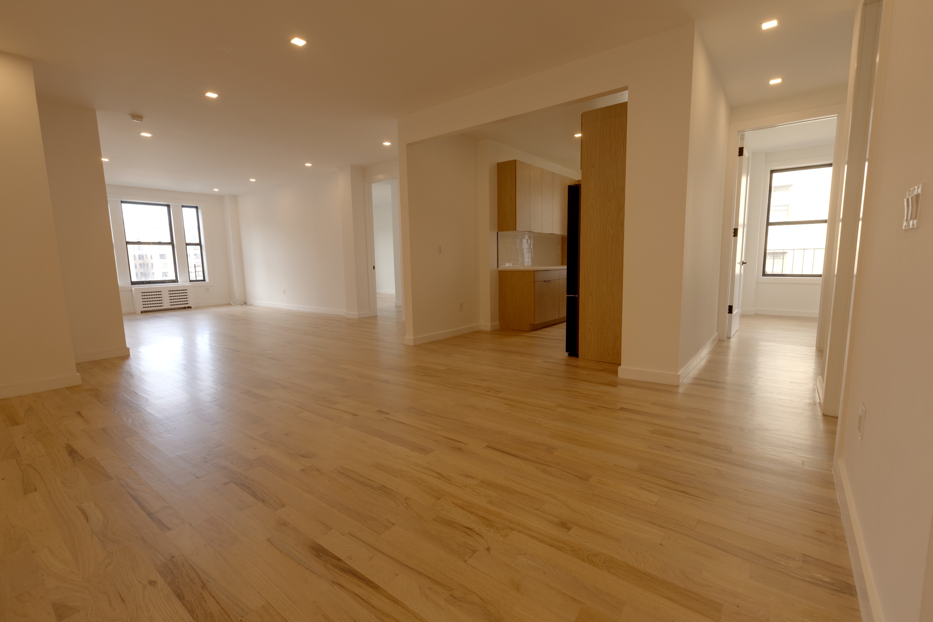 251 West 92nd Street, New York, NY, USA - Image 1